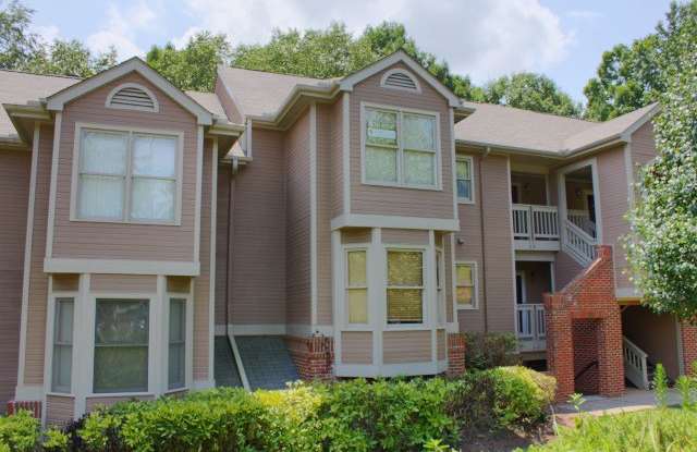 Cute  Affordable 2 Bedroom Condo in Cary! - Available Early August! photos photos