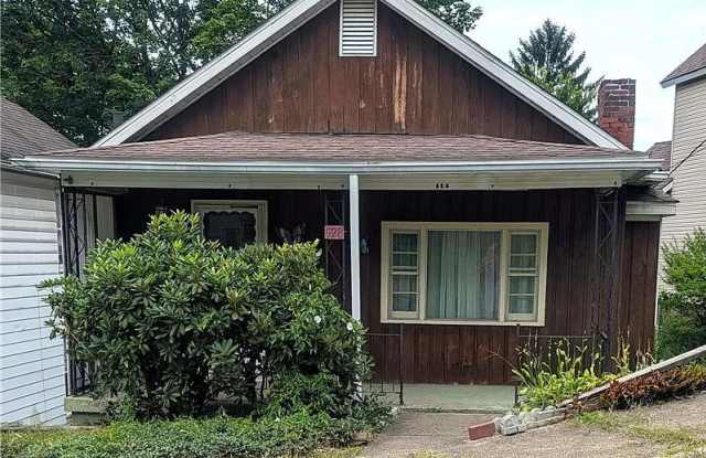 528 Hoffman Avenue Gallery 1
