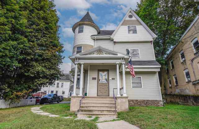 266 S Main Street - 266 South Main Street, Pittston, PA 18640