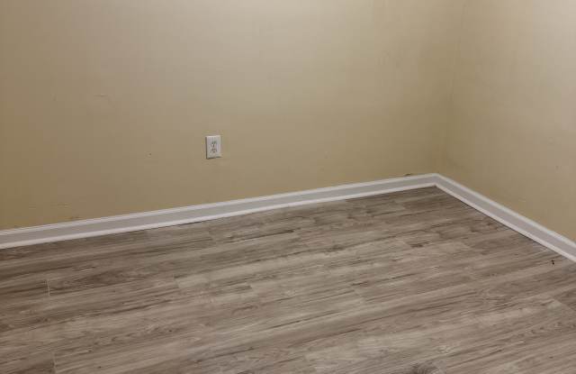 901 North Spruce Street - 1 Gallery 2