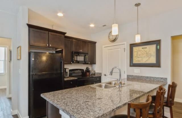 1463 McCleary Lane photos photos