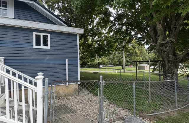 4571 East Alquina Road Gallery 4