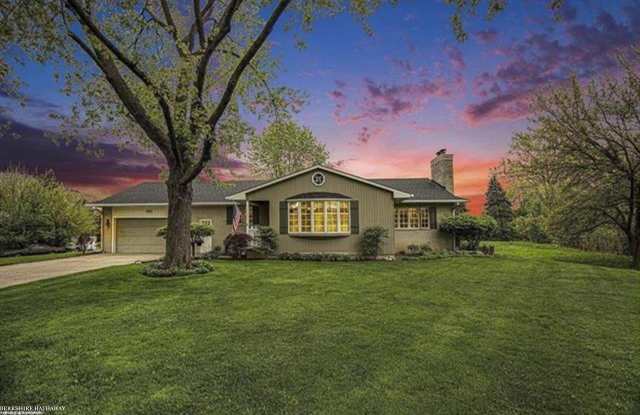 3162 Mcclure Drive photos photos