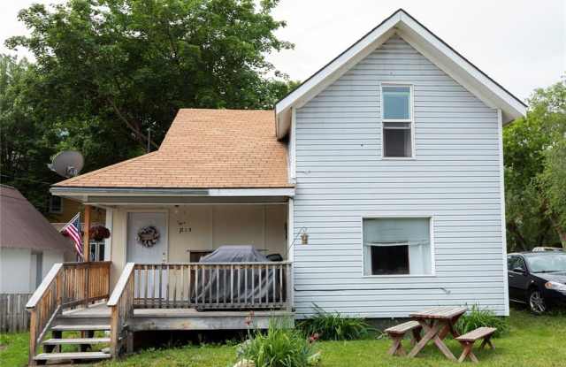 213 Clyde photos photos