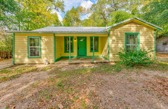 816 Ogden Street - 816 Ogden Street, Jasper, TX 75951