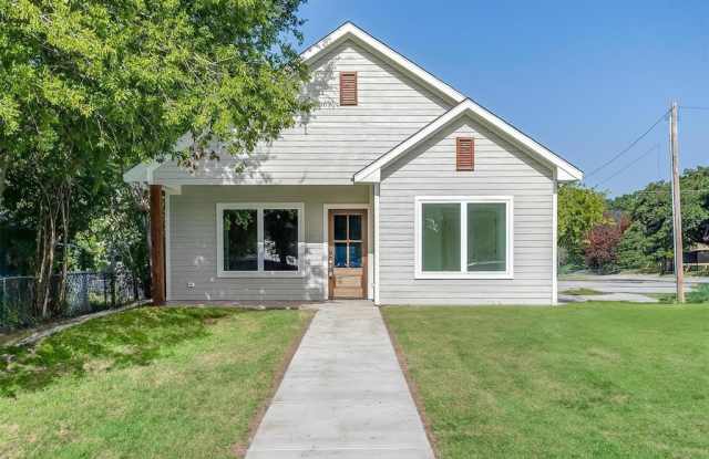 1015 Hanover Street - 1015 Hanover Street, Weatherford, TX 76086