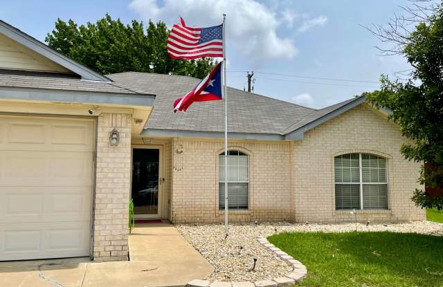 Location, Location, Location, Plus Bonus Room off the Primary Bedroom, 2 Fulls Baths, 2 Car Garage & More! Gallery 3