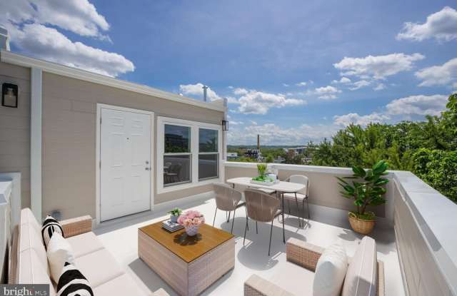 832 19TH Street NE unit: C photos photos 832 19TH Street NE unit: C photos photos