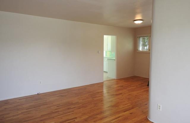 4060 Alicia Drive Gallery 4
