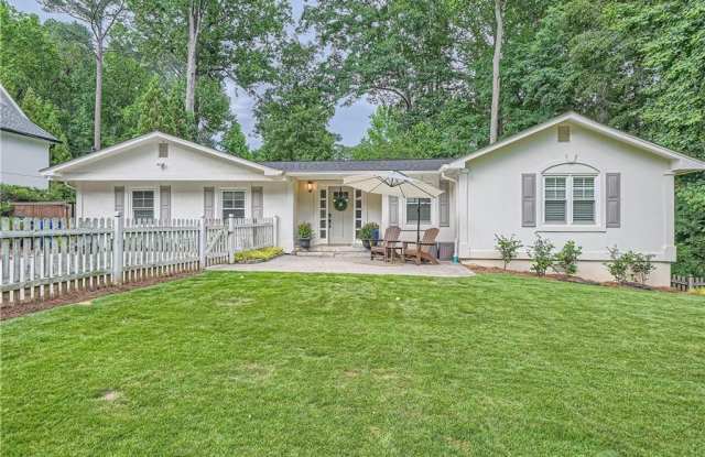 1652 Tryon Road NE photos photos