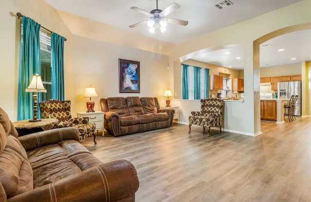 Charmer in Blanco River Village with Amazing Back Patio! photos photos Charmer in Blanco River Village with Amazing Back Patio! photos photos