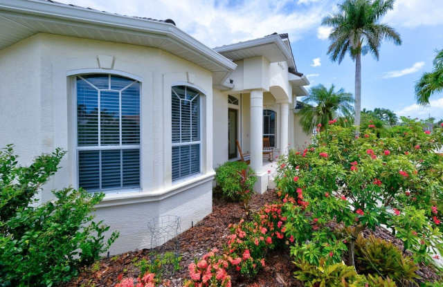 3252 ANTIGUA Drive Gallery 4
