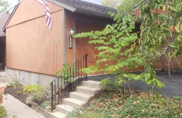 1305 Camphill Way photos photos