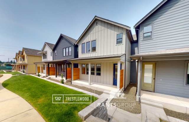 ***PENDING APPLICATION***Brand New! Modern Home in Trestlewood – Where Comfort Meets Community! - 121 Veranda Lane Southeast, Thurston County, WA 98513