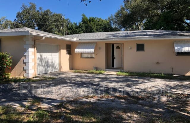 197 Louise St - 197 Louise Street, Lee County, FL 33905