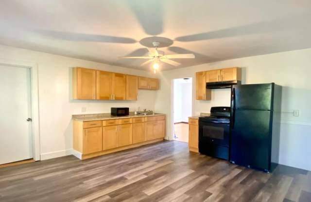 50 Spruce Street - 50 Spruce Street, Rumford, ME 04276