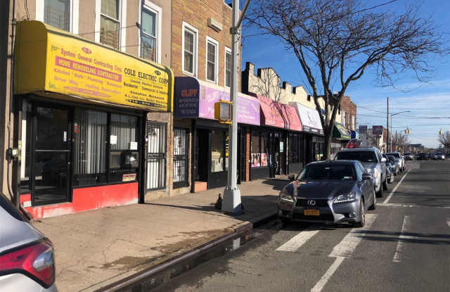 219-05 Merrick Boulevard Gallery 2