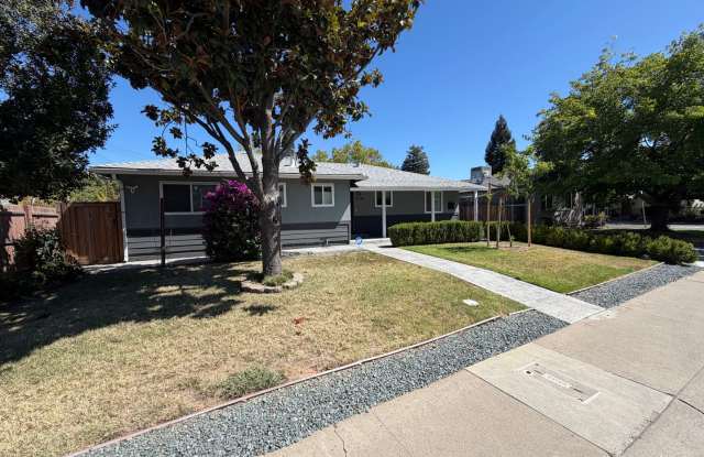 3 Bedroom | 2 Bathroom | Single-Family Home in Sacramento Gallery 3