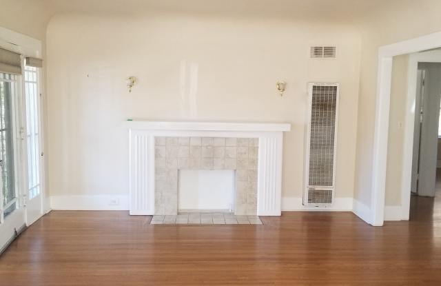 3771 Pershing Avenue Gallery 2