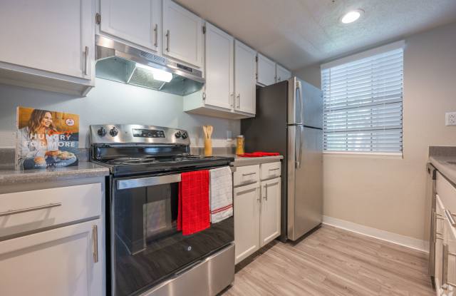 Northpointe Village Apartment Homes photos photos