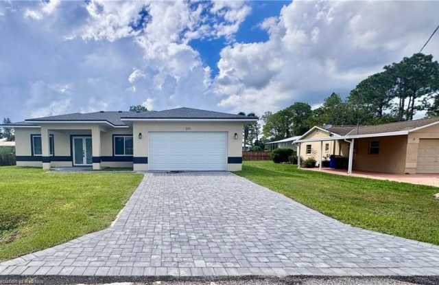 225 Triumph Drive Gallery 3