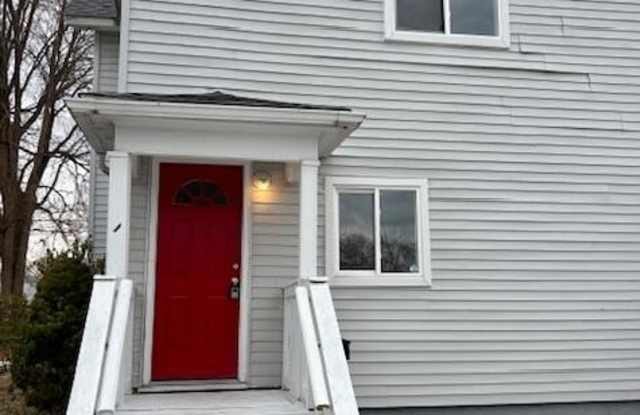 148 Beyne Street unit: 2 photos photos