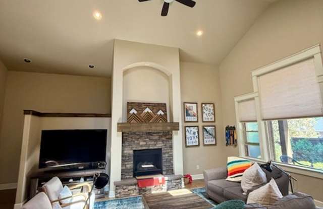 Luxury Single-Level Home with 3-Car Garage in Stonegate and Community Pool! photos photos