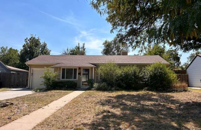 $0 DEPOSIT OPTION, U-HILLS, 4 BED, LARGE ADDITION, UPDATED, A/C, GARAGE, PRIMARY BED  BATH, HARDWOOD FLOORS, LARGE YARD! Gallery 3