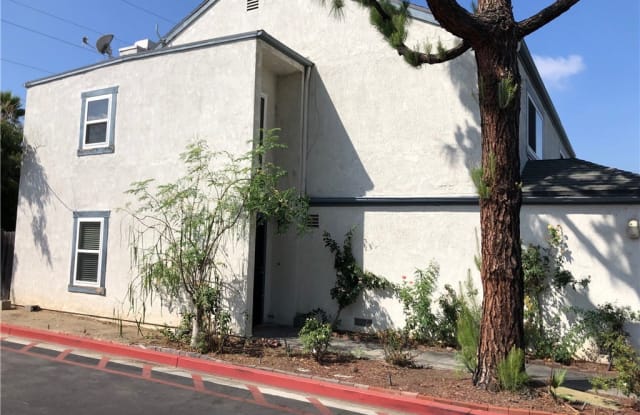 648 S Azusa Avenue - 648 N Azusa Ave, Azusa, CA 91702
