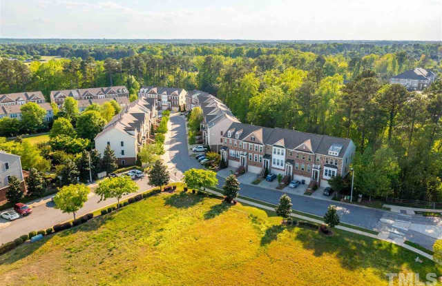 8805 Macedonia Lake Dr Gallery 4