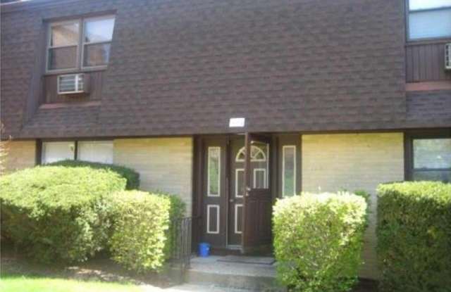1-1 Germonds Village - 1 Germonds Village, Bardonia, NY 10954