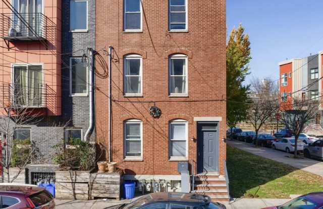 1782 Frankford Avenue - 1 Gallery 3