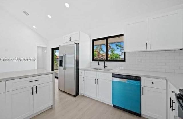 20620 SW 120th Place, Miami, FL 33177 photos photos