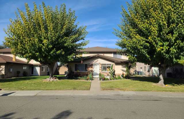 UPDATED RENTAL IN SACRAMENTO! photos photos