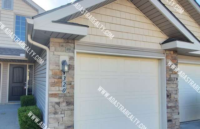 Gorgeous 3 Bedroom/2 Bath Townhome in North KCMO-Coming SOON!! Gallery 3