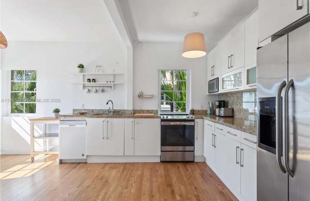 727 14th Pl photos photos