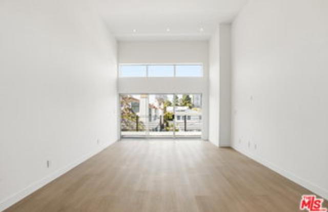 10630 Wilkins Avenue Gallery 3