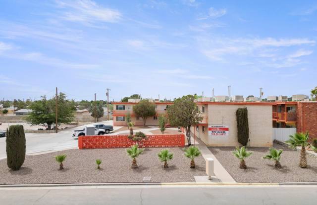 9416 Montrose Court unit: 12 photos photos