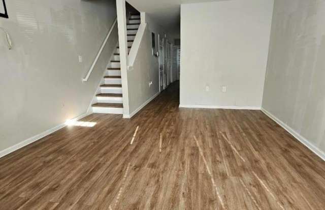 72 Boyd St Gallery 2