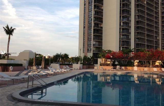 20367 W Country Club Dr - 20367 West Country Club Drive, Aventura, FL 33180