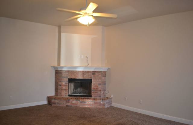 3 Bed 2 Bath House For Lease in Midland! Gallery 4