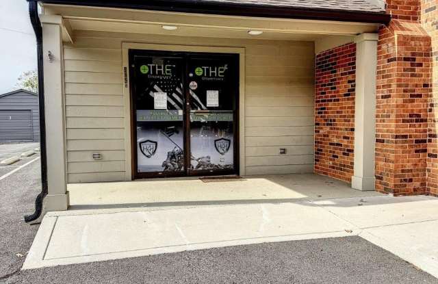 404 KINGS Highway Gallery 2