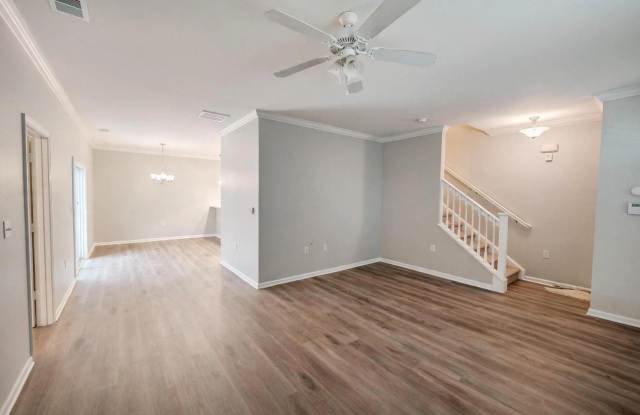 1555 Rollesby Way Gallery 4
