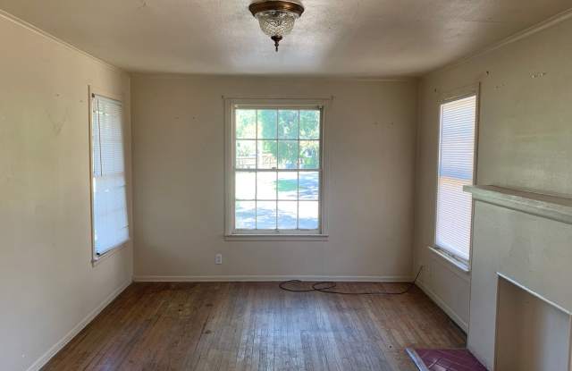 5617 Virginia Ave - 5617 Virginia Avenue, Shreveport, LA 71108