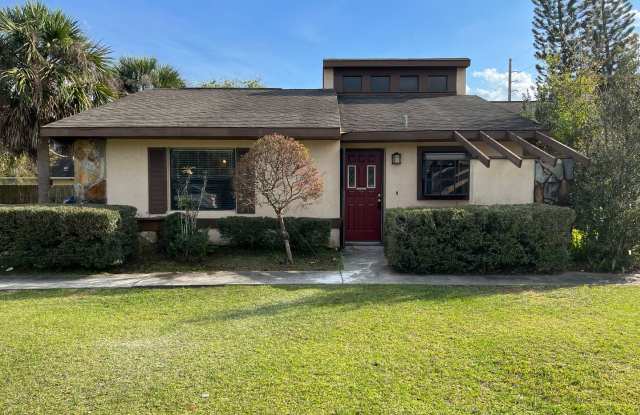 Updated  Remodeled 2/2 Townhouse in Kissimmee - 3186 Shingle Creek Court, Osceola County, FL 34746