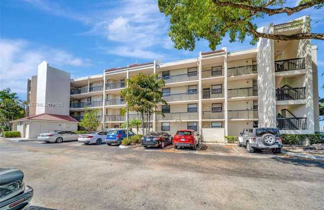 117 Lake Emerald Dr photos photos