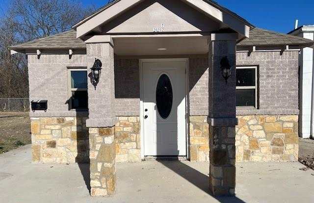 202 1/2 N Morris Street photos photos