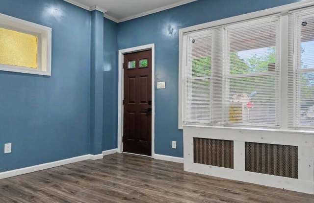 1275 Hamilton Avenue Gallery 3