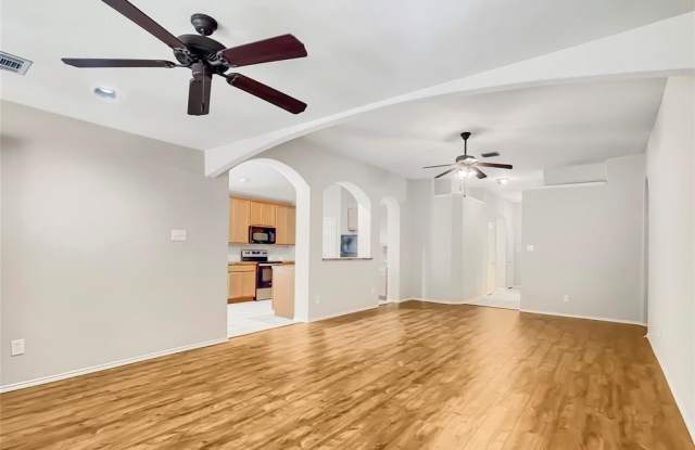 15621 Gatehouse Gallery 2