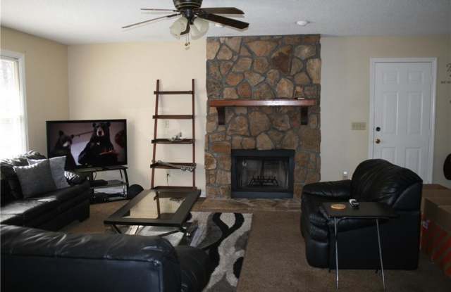 12 Cherokee Drive Gallery 3